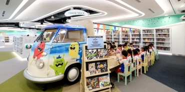 Tinkertruck at library@harbourfront, which is a kid-friendly library in Singapore